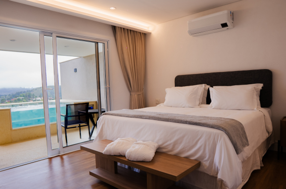 Quarto Duplo com Piscina – 1