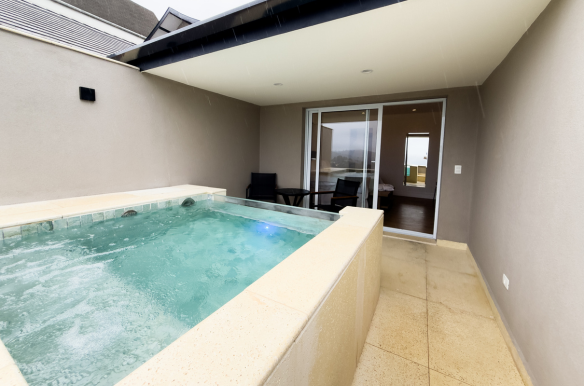 Quarto Duplo com Piscina – 6